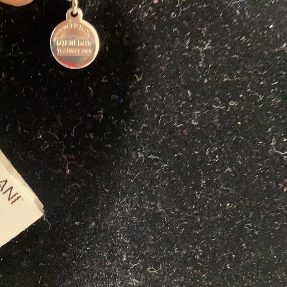 Alex and Ani 22" Puka Shell Adjustable Necklace - Picture 7 of 10